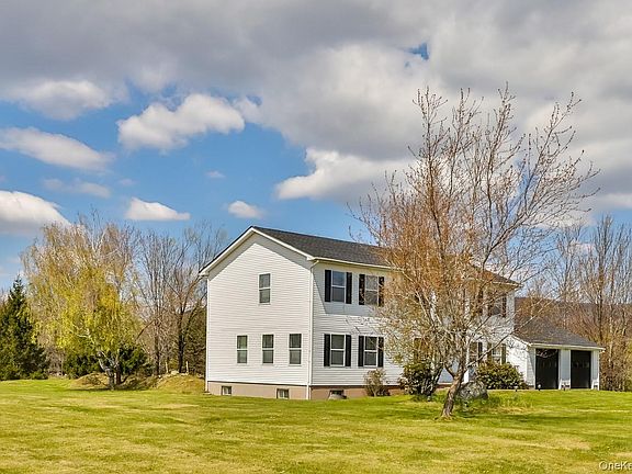 3rd image of 559 Case Road