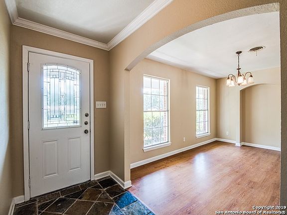 3rd image of 2731 Hopeton Dr