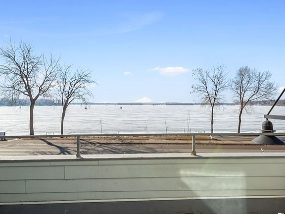 Panoramic view of Spring Park Bay on Lake Minnetonka from your deck - Ice Houses