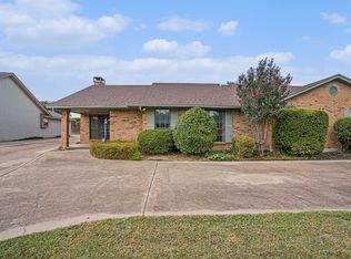 5118 Ledgestone Dr, Fort Worth, TX 76132