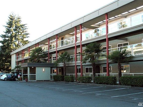 Oasis entry & off-street parking