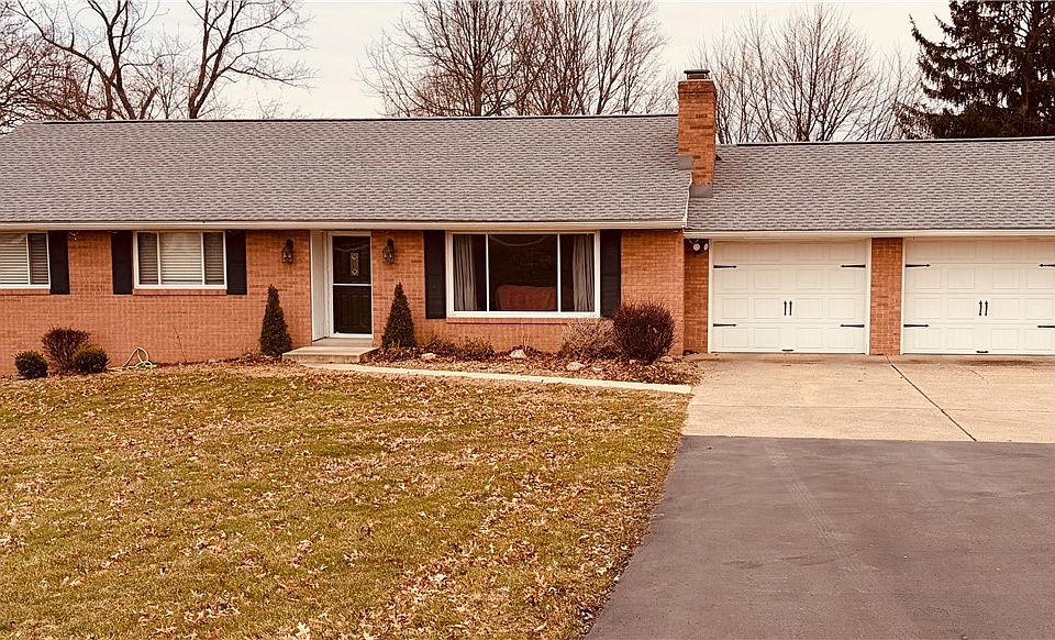 1st image of 537 Blackhawk Rd