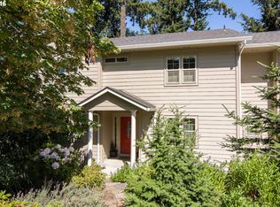 1790 White Oak Dr, Eugene, OR 97405