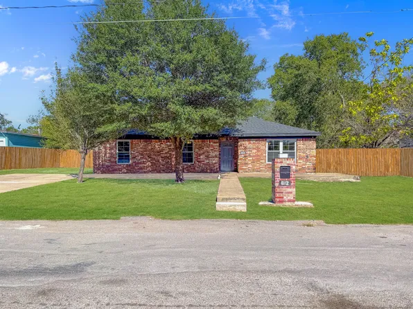 812 W 11th Ave, Corsicana, TX 75110