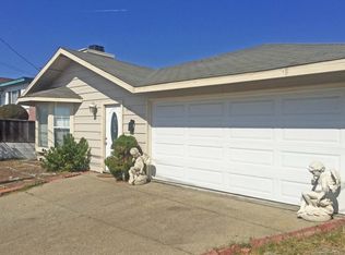 1424 Vallejo St, Seaside, CA