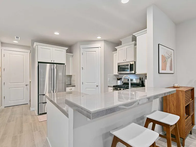 18214 NE 47th Ave — Photo 9