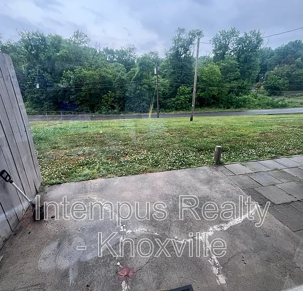405 Iroquois Ln #2 — Photo 17