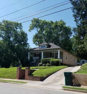 425 E 2nd St, Farmville, VA, 23901