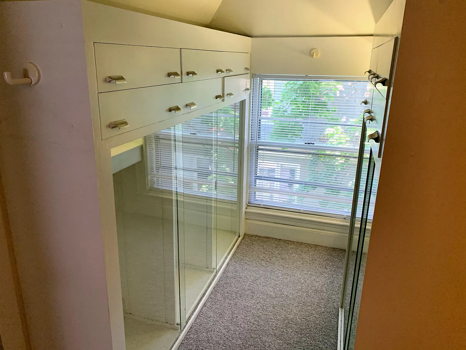 13 Huron Ave — Photo 4