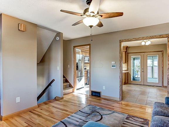 5th image of 1919 Limetree Dr