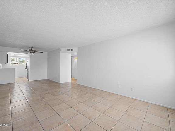 3rd image of 1815 N Spring APT 102
