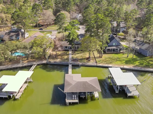 40 Pebble Beach Cir, Coldspring, TX 77331