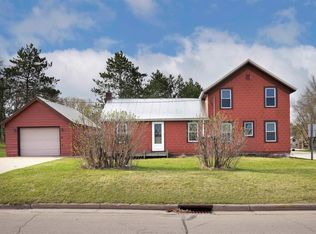 E5967 Pine St, Manawa, WI 54949