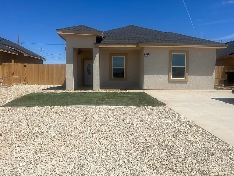 603 Crane Ave — Photo 1