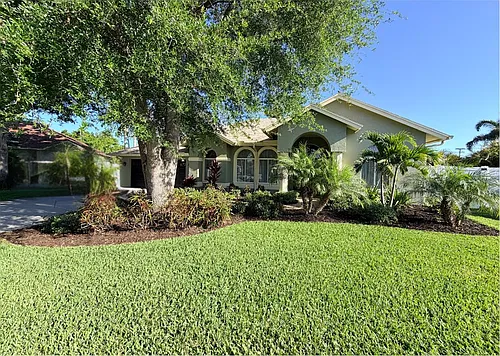 8344 9th Avenue Ter NW Photo 1