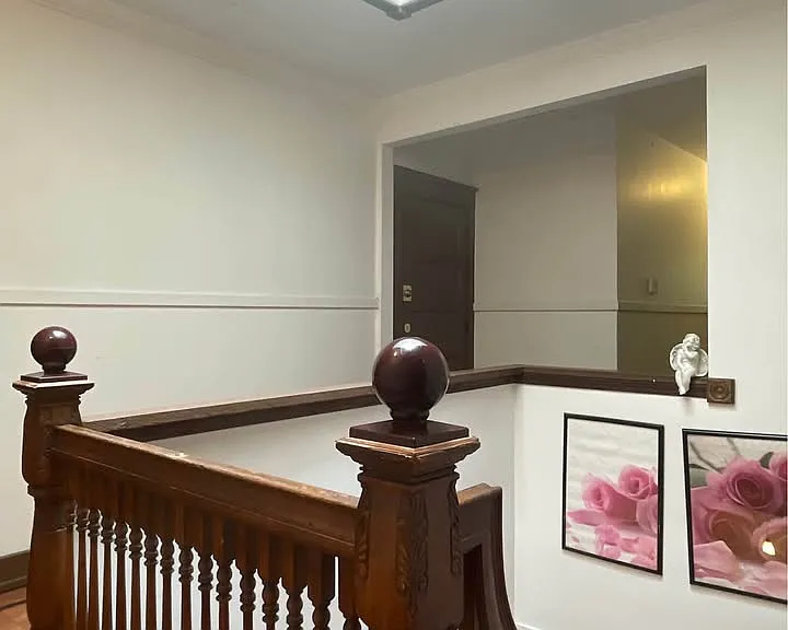 2271 Parkwood Ave #10 — Photo 8