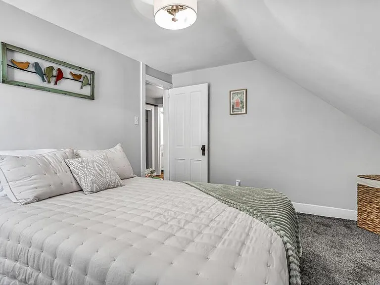 1029 Logan Ave #UPPER — Photo 12