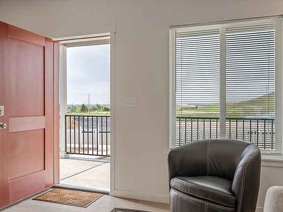 4th image of 1724 Richard Martin Dr