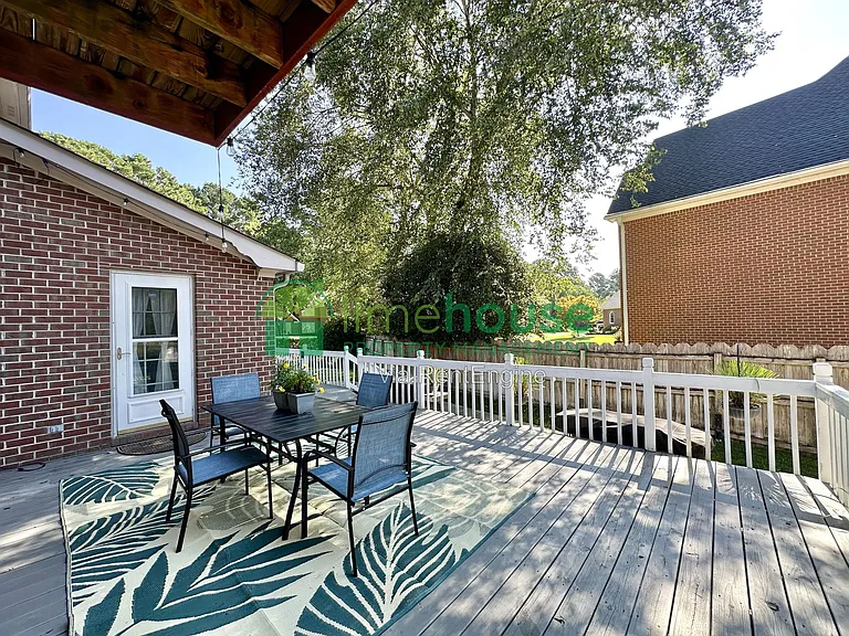 948 Forest Lakes Cir — Photo 23