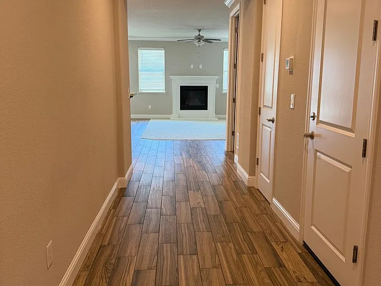 424 Sage Ct — Photo 3