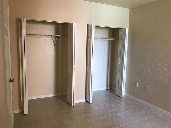 4th image of 2403 Belmont Ln