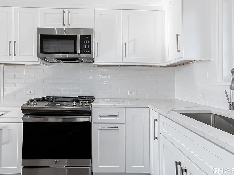 38 Poe Ct — Photo 4