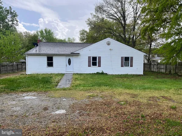 1219 Davis St, Woodbridge, VA 22191