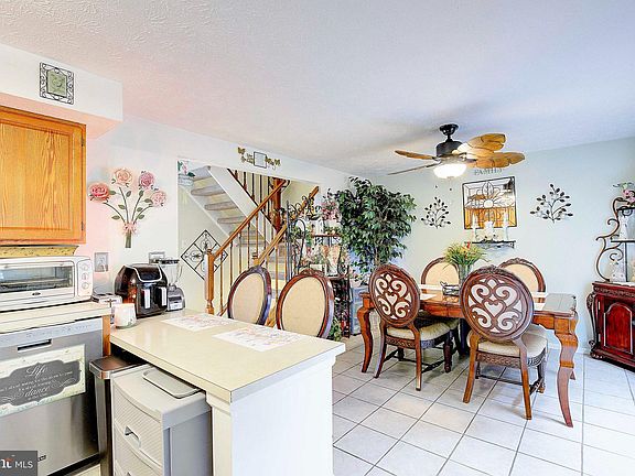4th image of 8224 Shady Nook Ct