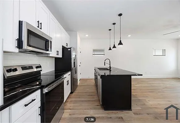 8019 Cora St — Photo 7