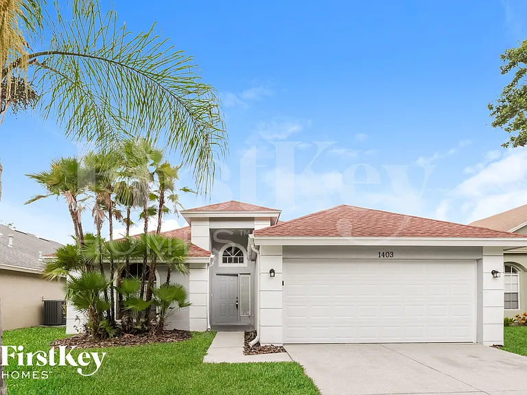 1403 Scotch Pine Dr — Photo 1