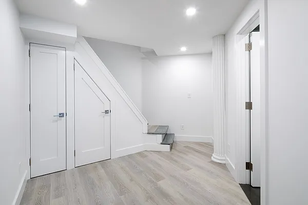 Rented by Compass | media 11