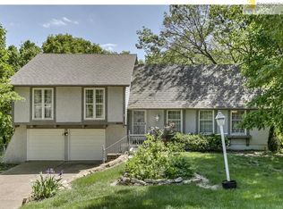 14105 W 48th Ter, Shawnee, KS 66216