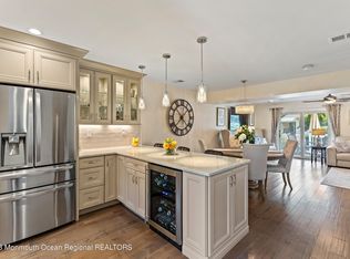 7 Pine Dr, Spring Lake, NJ 07762