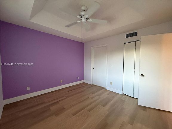 5th image of 9907 Westwood Dr Unit 21-2