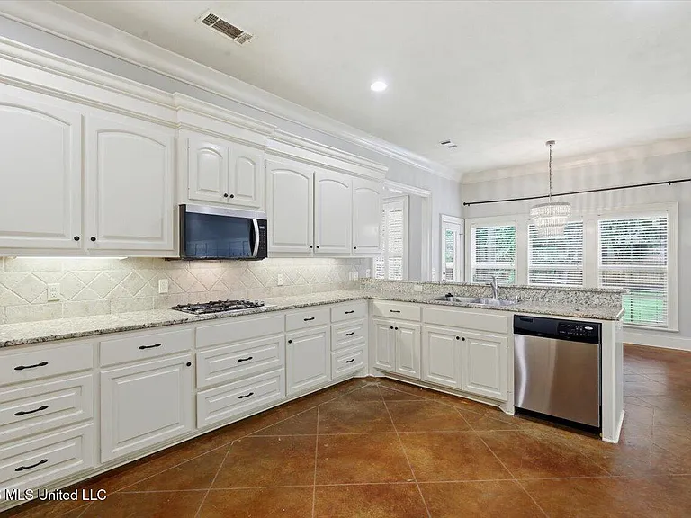 143 Sonnett Cir — Photo 14