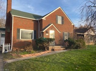 2059 Miramar Blvd, South Euclid, OH 44121