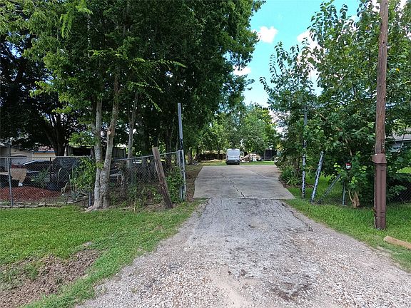 2nd image of 0 Canterwell Rd