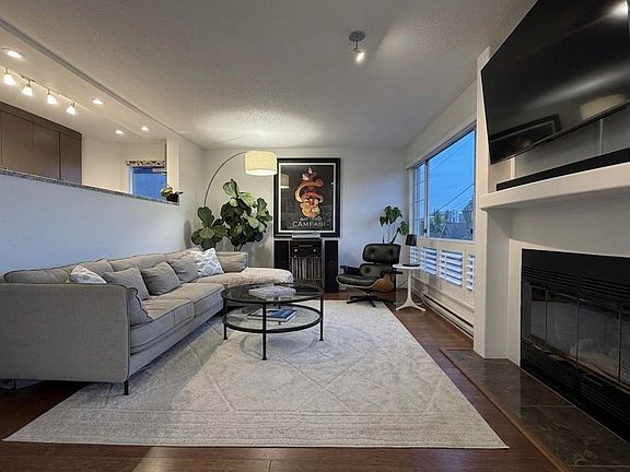2nd image of 2440 Haywood Ave #202