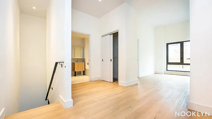 Rented by Nooklyn NYC LLC | media 47