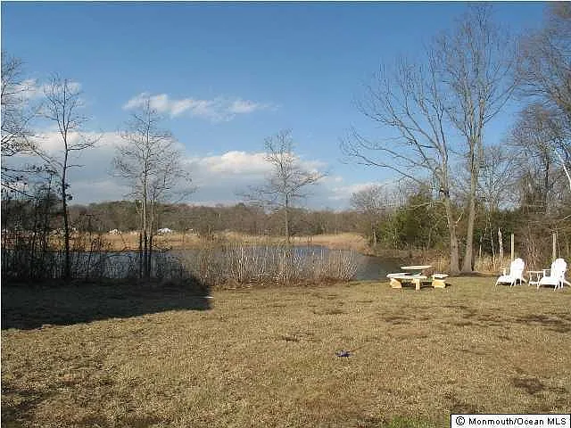 203 Lake Ave photo 1
