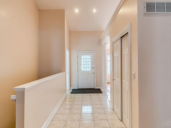 5th image of 8372 Benton Ridge Ln