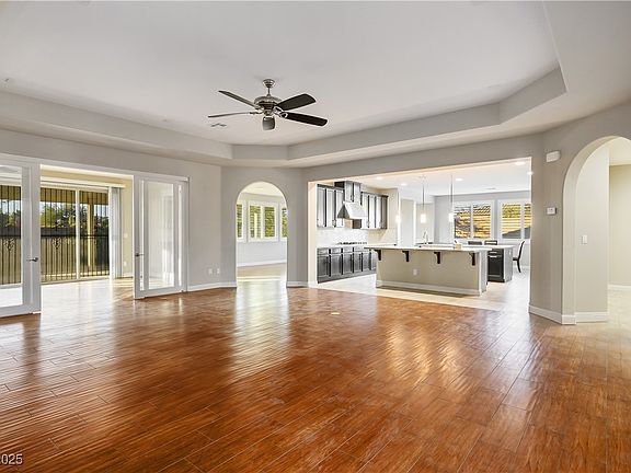 3rd image of 8243 Twin Rock Ct