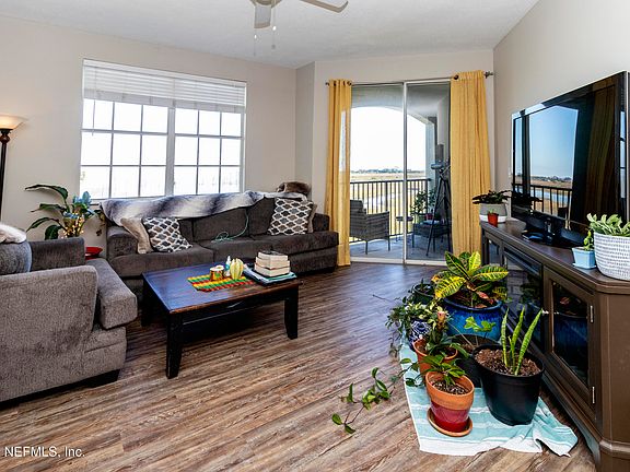 2nd image of 4020 Grande Vista Blvd #22308