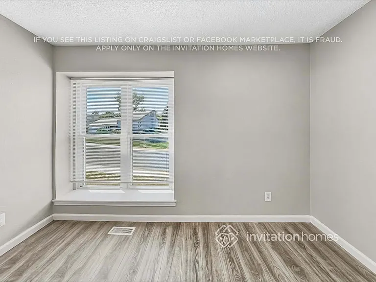 5752 S Perth Pl — Photo 16