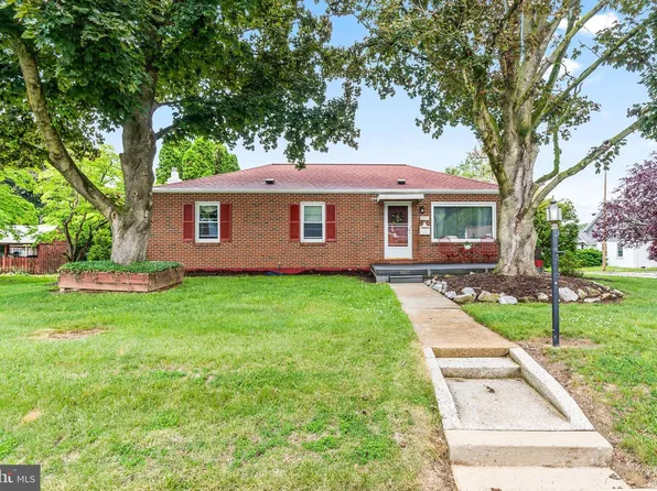 1103 Moller Ave, Hagerstown, MD 21740