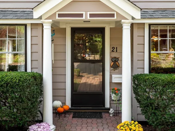 21 Lewis St, Newton, MA 02458