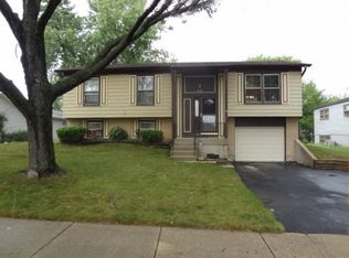 436 Rockhurst Rd, Bolingbrook, IL 60440