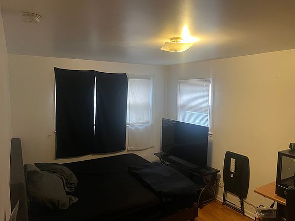 5th image of 7552 Brown Ave #2N