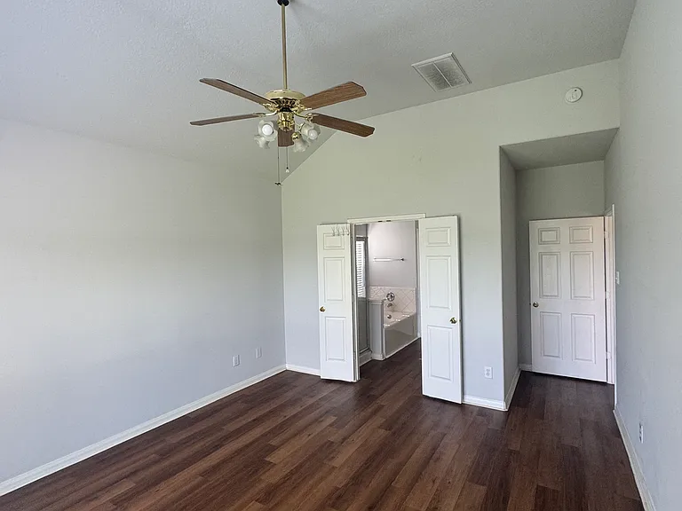 6706 Keithwood Cir S — Photo 5