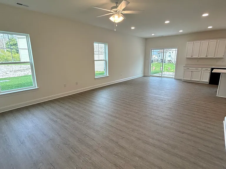 519 Bedford St — Photo 11